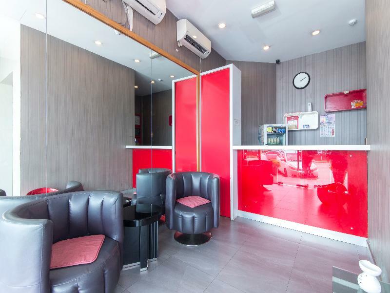 Super Oyo 340 Comfort Hotel Kampong Batu Belah Exterior photo